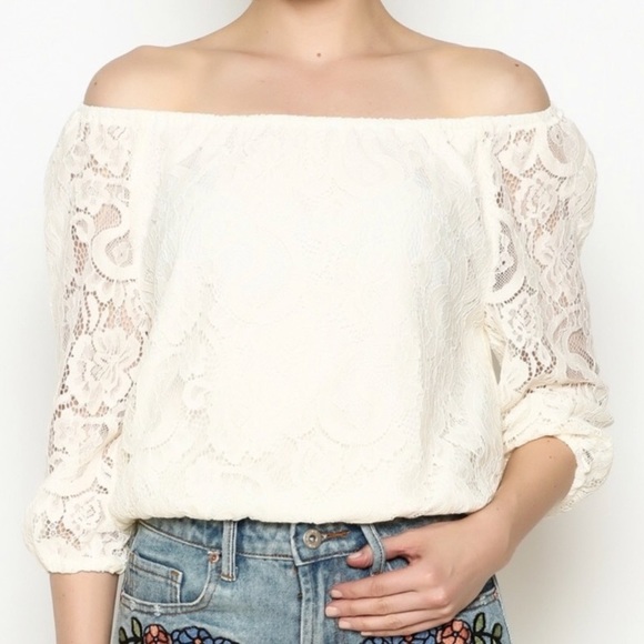 cupcakes & cashmere Tops - Cupcakes and Cashmere Karla Lace Blouse